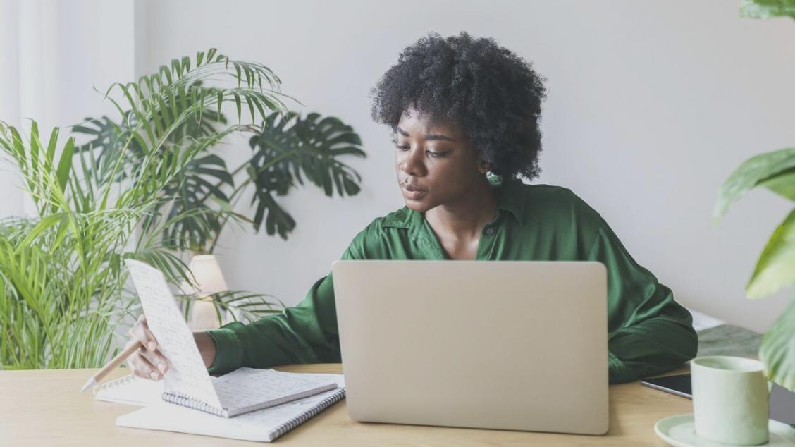 Plataforma educativa Novelarytixo mostrando sesiones de aprendizaje interactivas